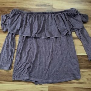 American Eagle off the shoulder shirt